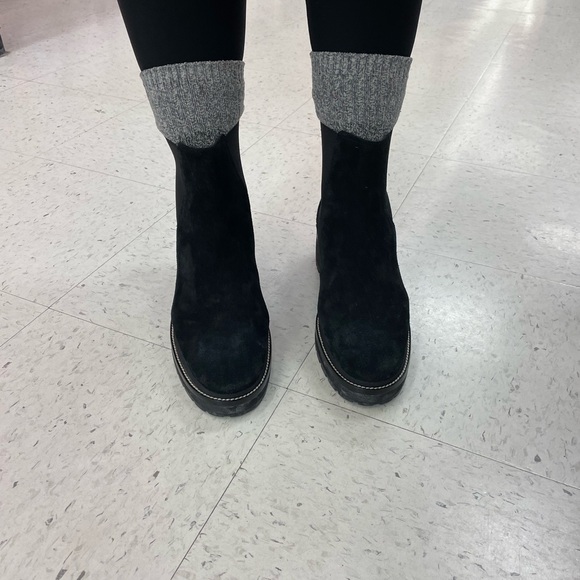 Tory Burch Chelsea Boot Suede Leather 11 - Picture 2 of 6